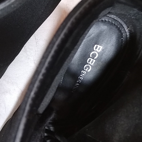 BCBGENERATION | Booties |
Size: 7 1/2 | Color: Black |
Condition: Great - Picture 4 of 7